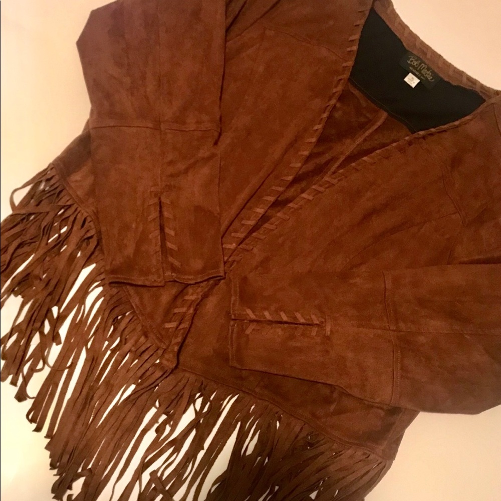Bob Mackie’s Women’s Vest with Fringe size XL 💕
